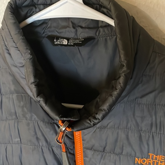 MENS North Face Jacket Size Medium - Picture 5 of 5